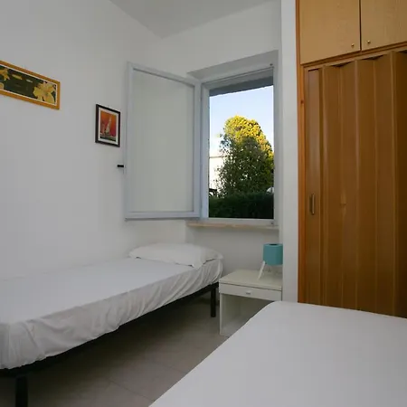 M88 - Marcelli, Quadrilocale Con Giardino A 100mt Dal Mare *